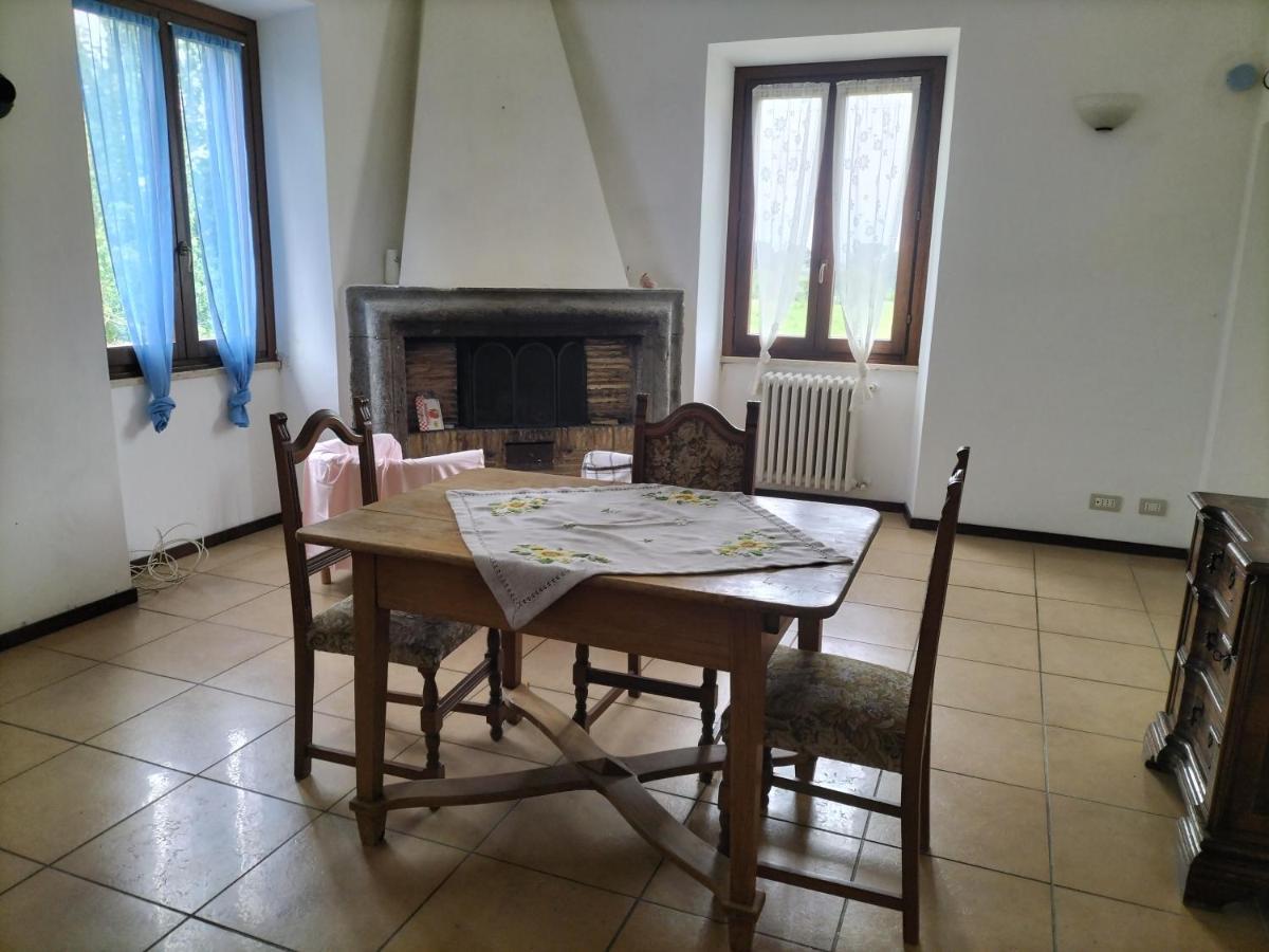Rod Ranch Livestock - Appartamento Con Camino E Vista Piscina Кампаньяно-ди-Рома Экстерьер фото